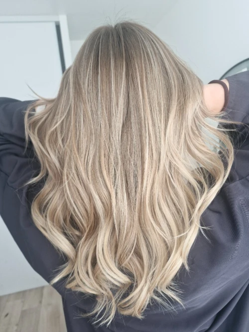 Coiffeuse coloriste