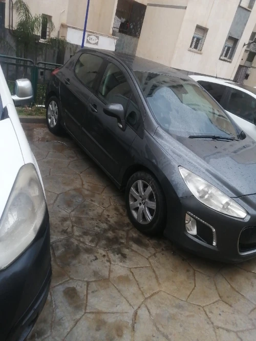 Peugeot 308 2013 