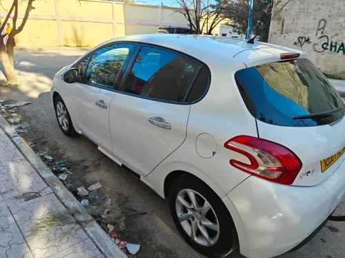 Peugeot 208 2012 Active