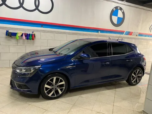 Renault Megane 4 2017 R Link