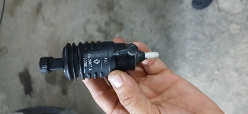 Pampe lave glace Renault 19