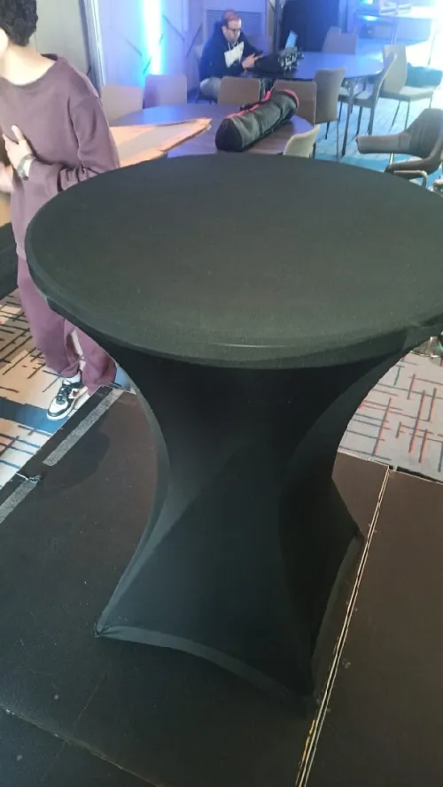 Location table haute tres bon prix