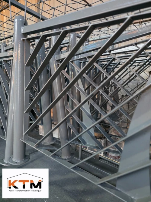 دهان بالإبوكسي على القطع والمعدات