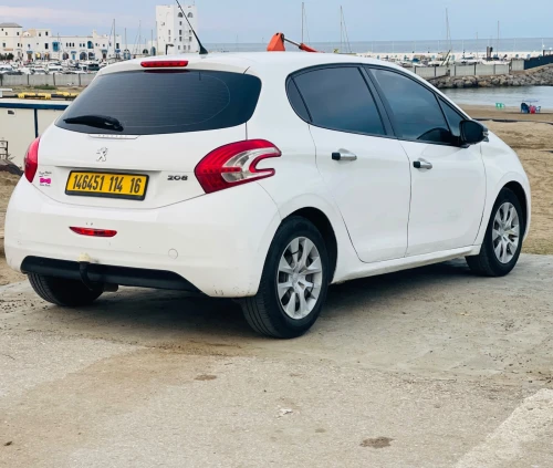 Peugeot 208 2014 208