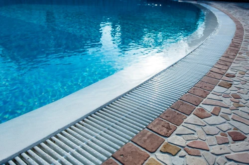 EQUIPEMENTS DE PISCINE ET SPA