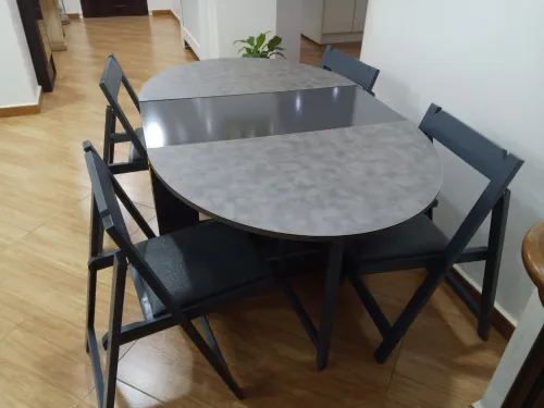 Table de salon pliante avec 06 chaises pliantes