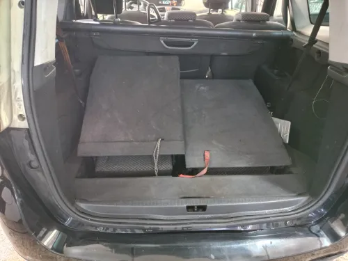 Renault Scenic 2011 scinic 3