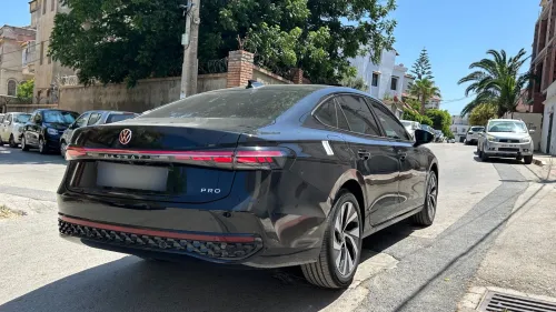 Volkswagen Passat 2025 pro