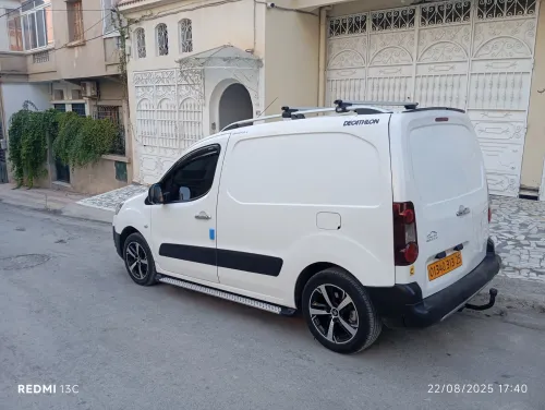 Peugeot Partner 2013 B- 9