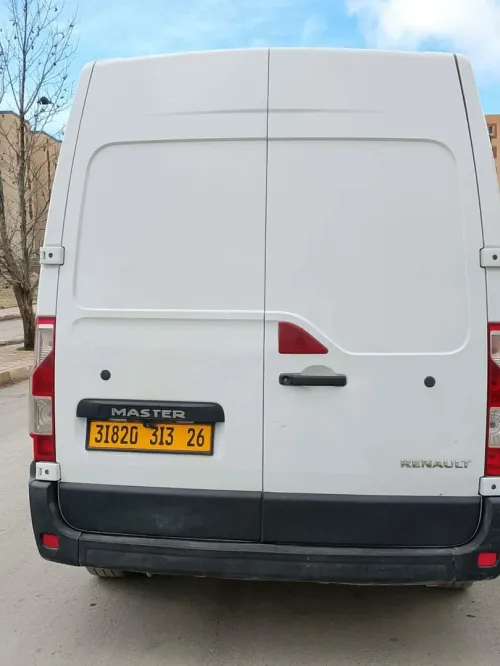 Renault Master 2 pano 2013