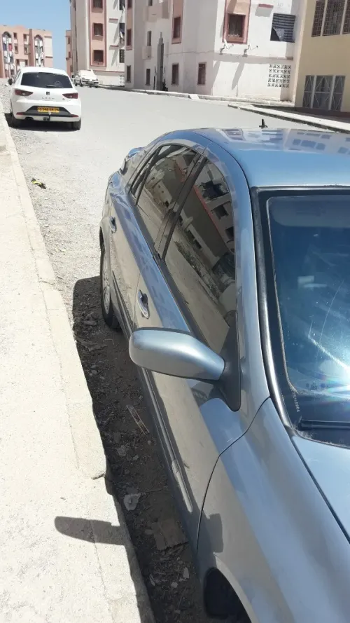 Renault Laguna 2 2001 Initial