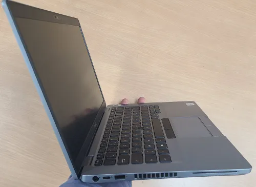 Dell Latitude 5410 14 Pouces Full HD i5 10eme Gen VPro 8 GB Ram DDR4 256 GB SSD Nvme