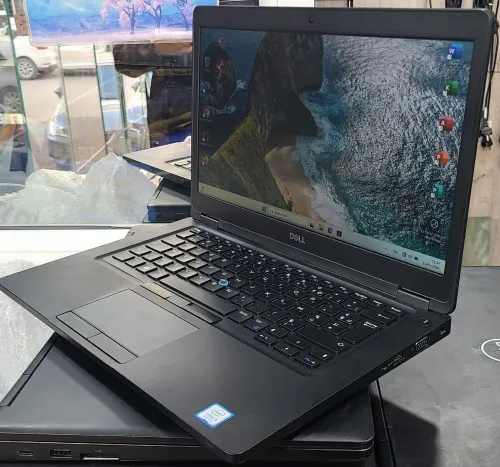 Dell Latitude 5491 14 pouces Full HD i5 8eme HQ Nvidea MX130 2GB VRam 16 GB Ram DDR4 256 GB SSD Nvme