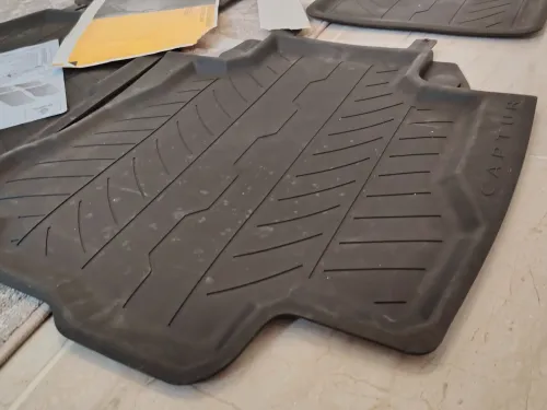 Tapis Renault sur mesure  d'origine Renault Clio 4 et captur