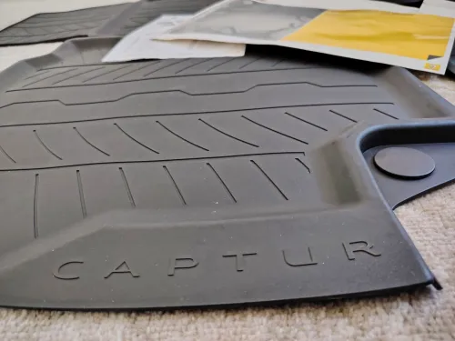 Tapis Renault sur mesure  d'origine Renault Clio 4 et captur
