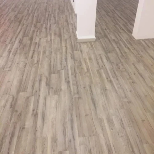 Revêtement Sol parquet stratifié et PVC 