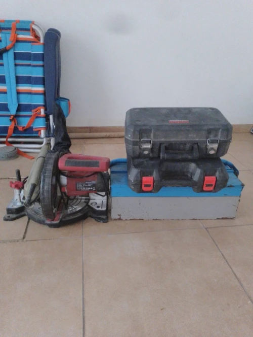 Parquet en bois stratifié et LVT 