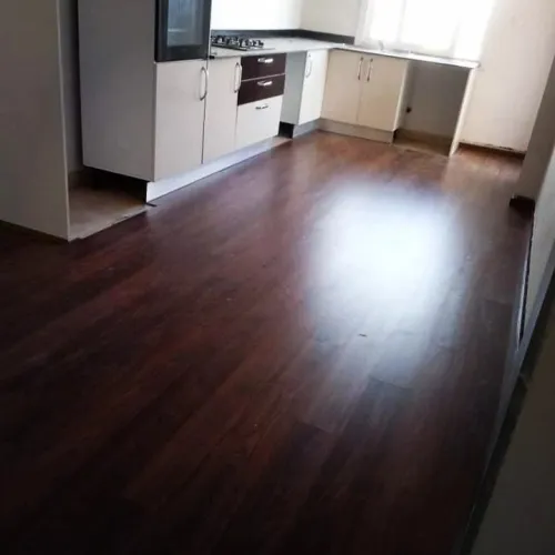 Revêtement Sol parquet stratifié et PVC 