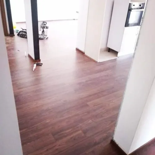 Revêtement Sol parquet stratifié et PVC 