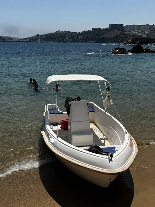 À vendre  Barque Tia Marine  Modèle 2025  Très bon état  Presque neuve