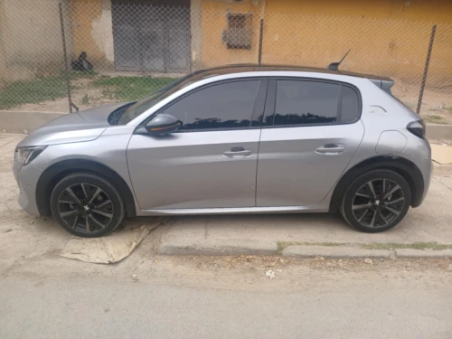 Peugeot 208 2023 GT