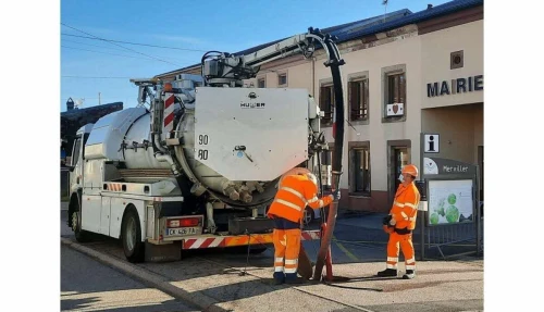 Camion Vidange Débouchage Nettoyage De Regar