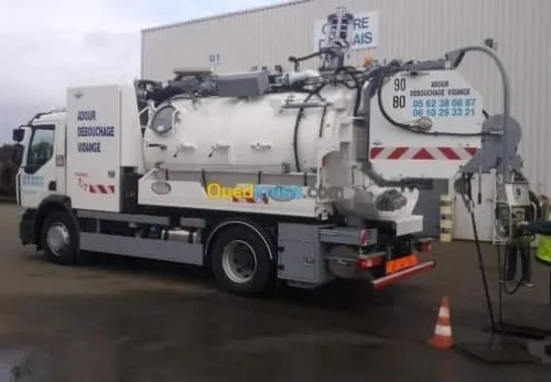 Camion vidange Débouchage canalisation 