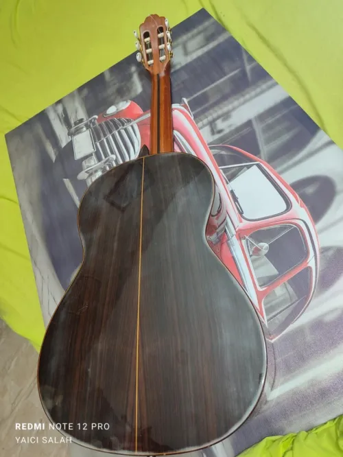 12 Guitares Classique