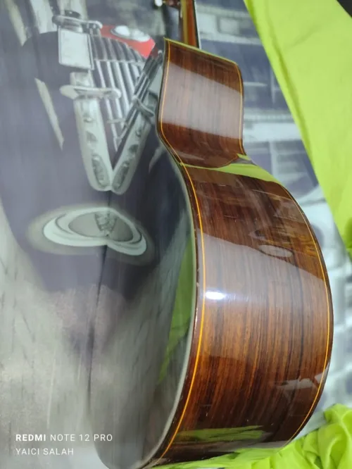 12 Guitares Classique