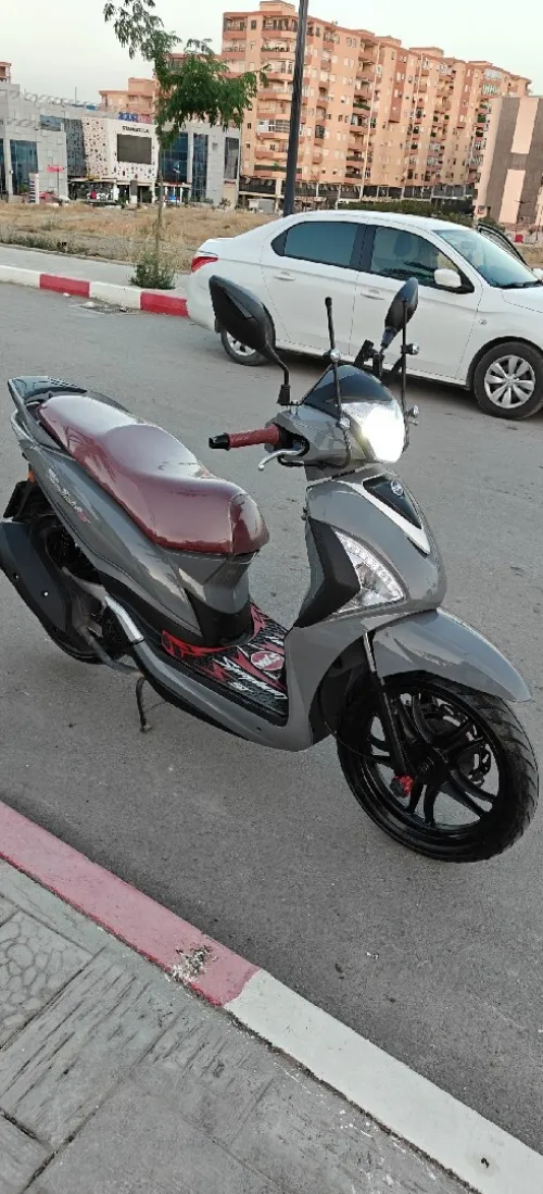 Sym St 2025