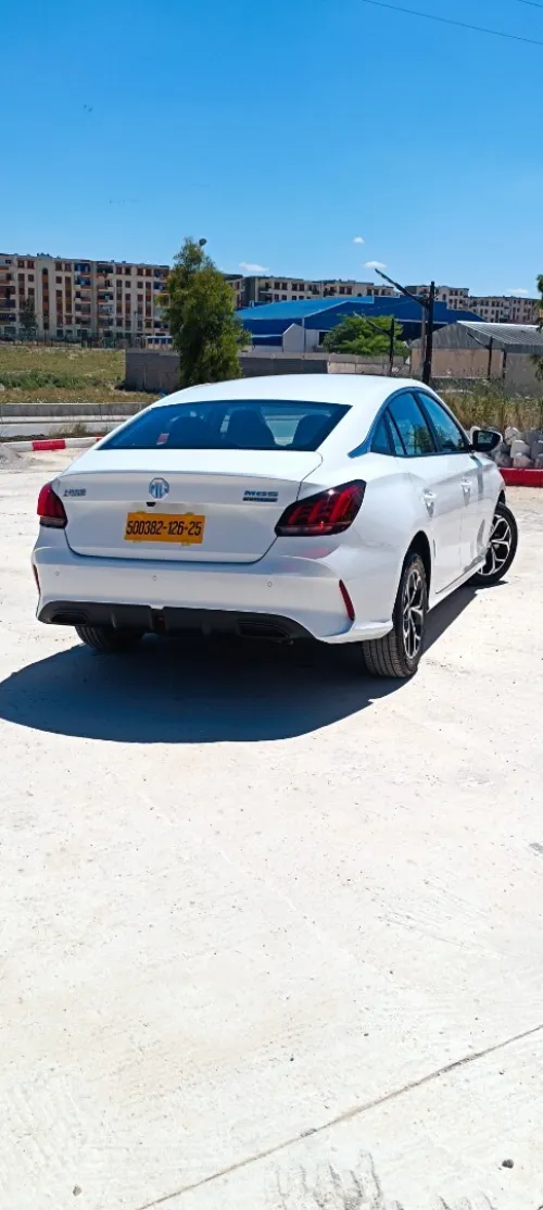 MG MG5 2026 