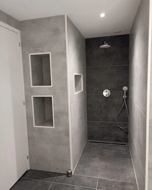 Renovation des maisons تهيئة المنازل و تجديد الديكورات الداخلية