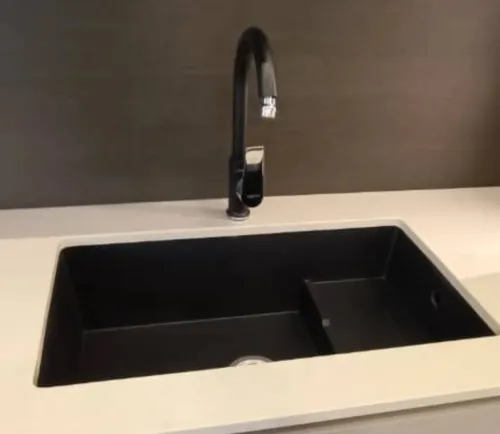 Evier de cuisine sous plan en granite