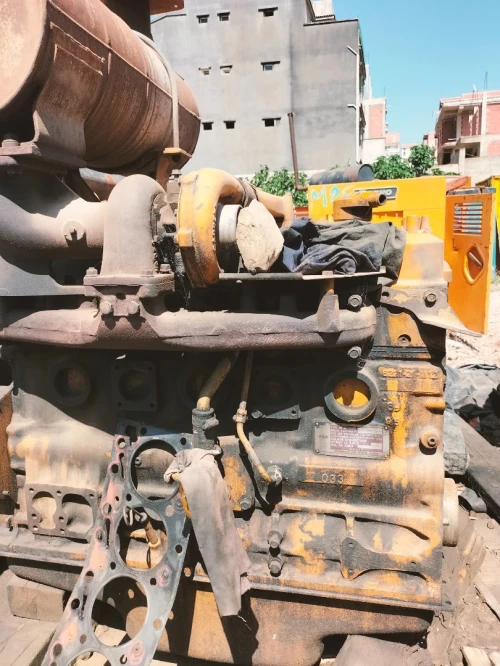 Comatsu,caterpillare,Mitsubishi,Cummins,JM,nissan,perkins Mouture engin+piece de rochange 