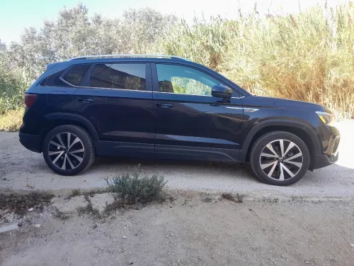 Volkswagen Taos 2025 SE