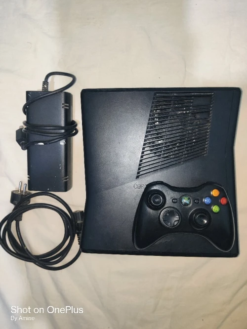 Xbox 360 Slim