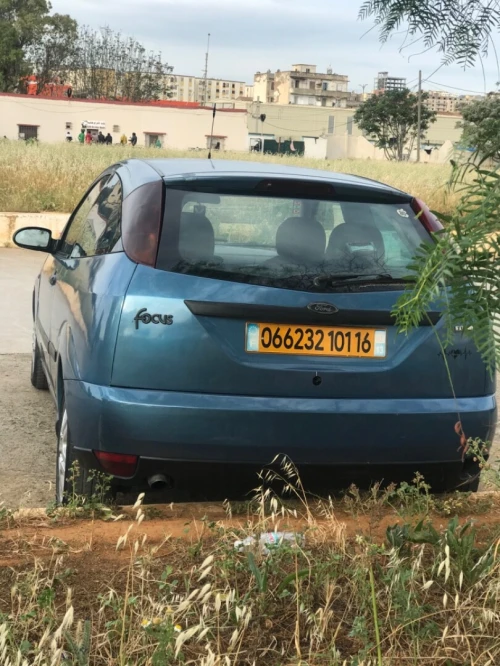 Ford Focus 4 portes 2001 Focus 4 portes