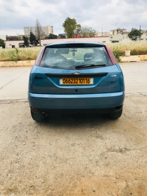 Ford Focus 4 portes 2001 Focus 4 portes