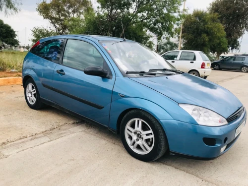 Ford Focus 4 portes 2001 Focus 4 portes