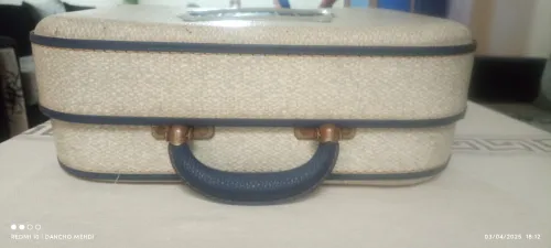 Tourne disque valise vintage 