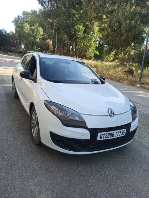 Renault Megane 3 2013 Play