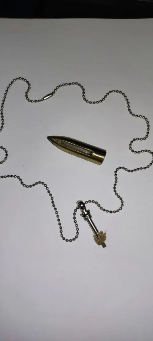 Allume feu en collier pour rondonnée