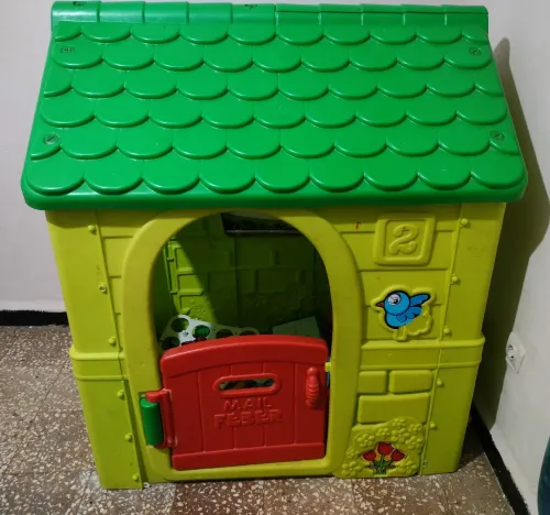 MAISON FEBER MAISON POUR JEUX ENFANTS