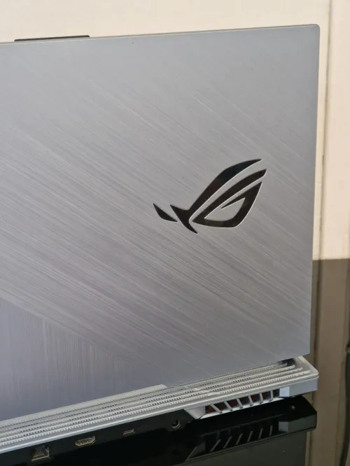 Asus rog strix scar 3