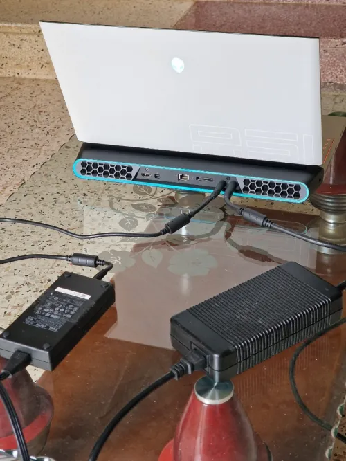 Dell alienware area 51m r1 