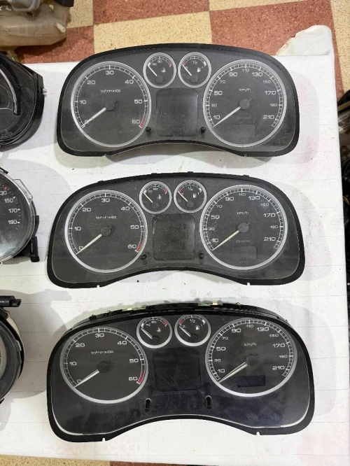 Compteur boxer 1 saxo 1 Ducato clio 2 partner tepee 307
