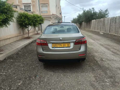 Renault Latitude 2011 Latitude