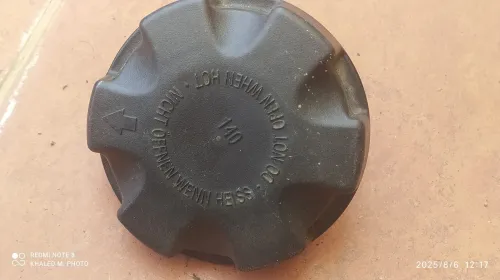 Bouchon Vase d'Eau, Bouchon Huile Moteur, Durite Original et Filtre à Gasoil HENGS pour F10.