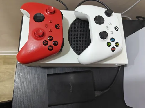 Xbox series s + 3 menette 1 elite 
