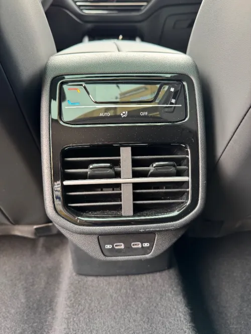 Volkswagen Passat pro 2025 